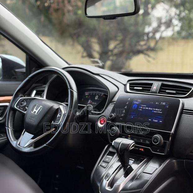 Honda CR-V Touring 4dr SUV AWD (1.5L 4cyl CVT) 2017 White