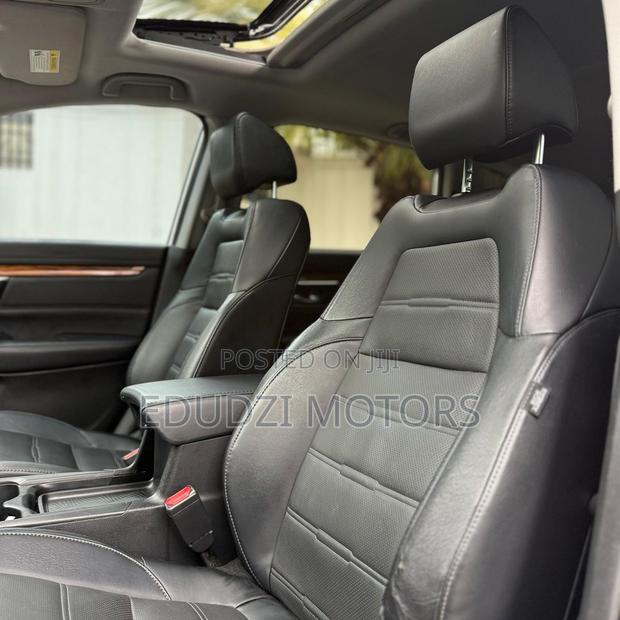 Honda CR-V Touring 4dr SUV AWD (1.5L 4cyl CVT) 2017 White