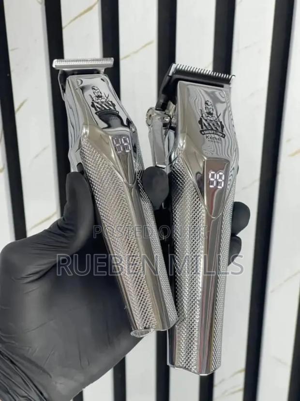 Double Combo Kemei Km 8565 Barbering Machine Plus Beard Trimmer 2 in 1 · Photo 2