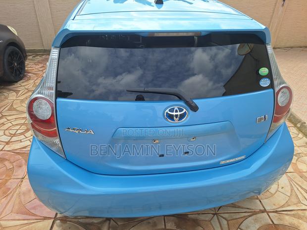 Toyota Aqua 2014 Blue