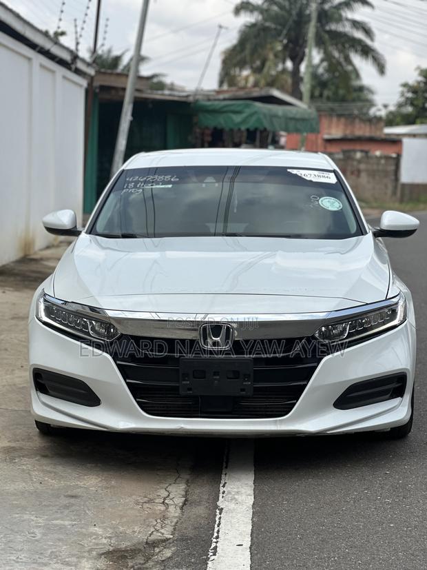 Honda Accord 2018 White