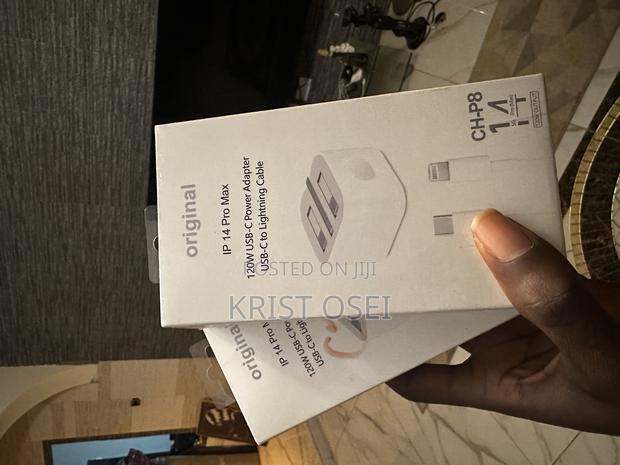 iPhone Charger · Photo 4