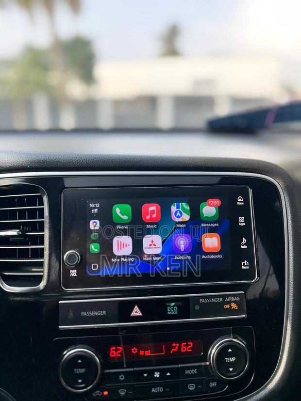 Mitsubishi Outlander 2019 Silver