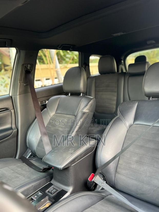 Mitsubishi Outlander 2019 Silver