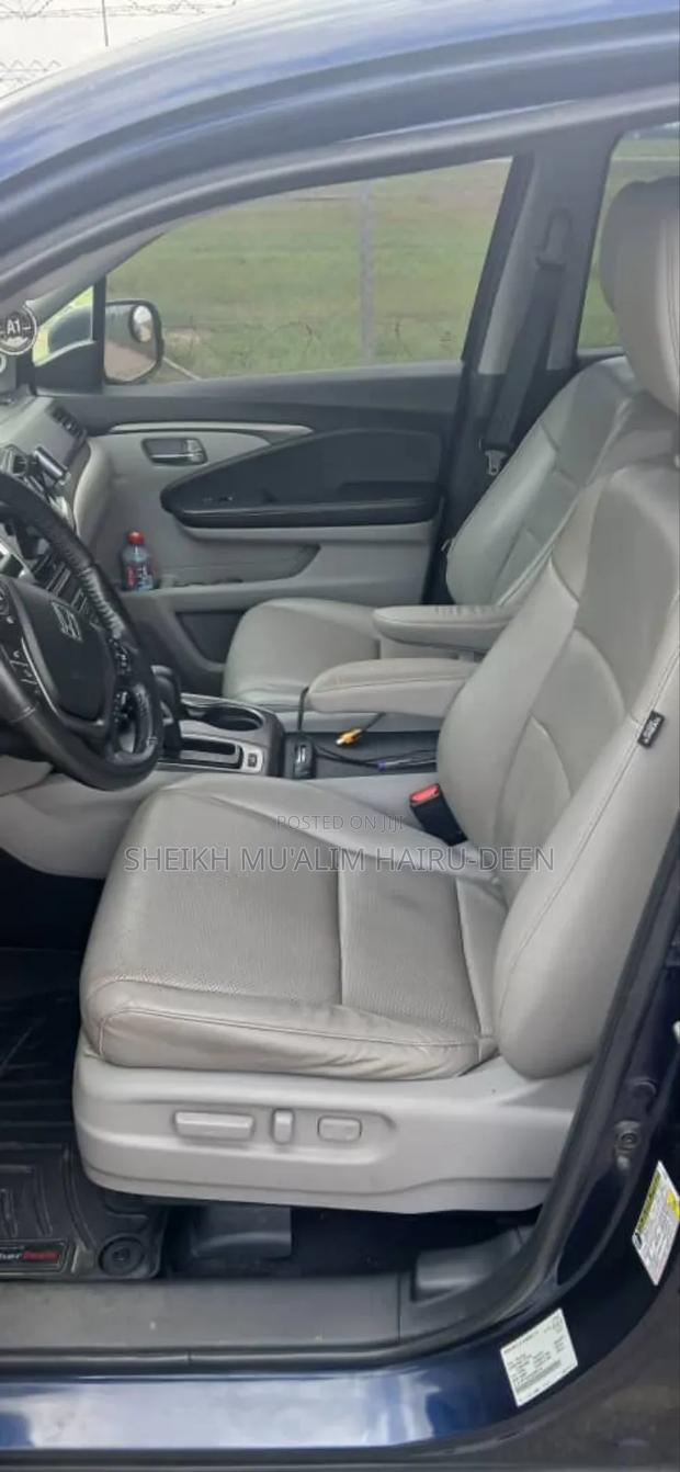 Honda Ridgeline Sport AWD Crew Cab 125.2 in. WB 2018