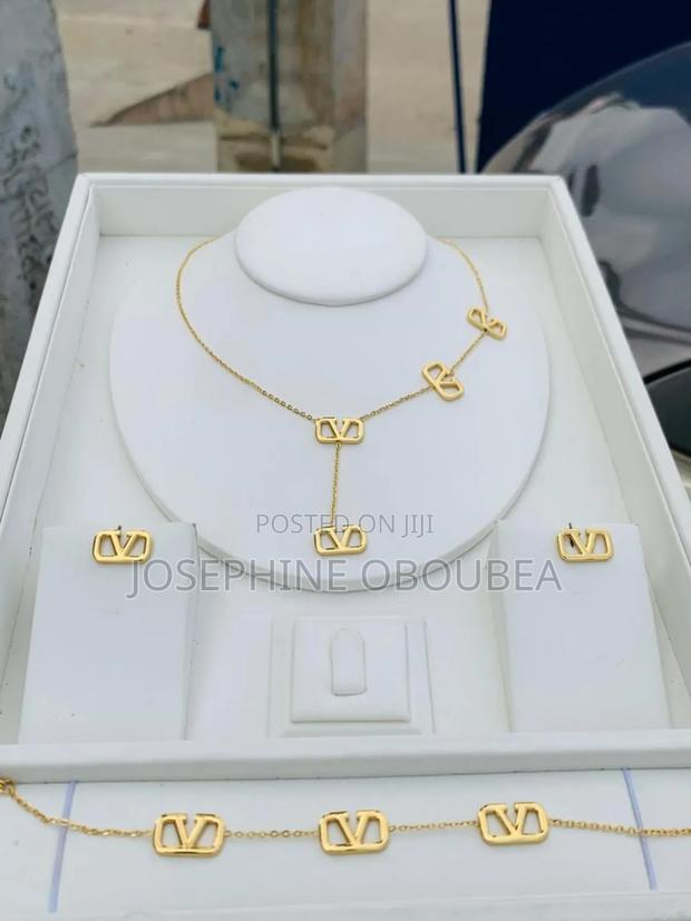 Designer Ladies Necklace photo 3
