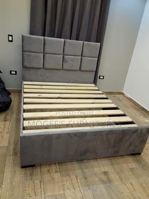 Double Size Bed · Photo 3