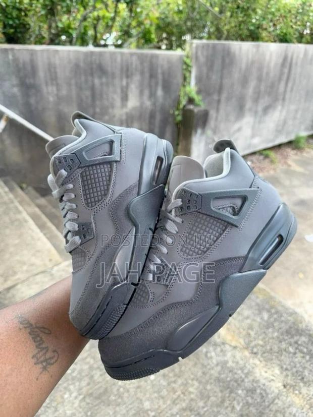Wet Cement Jordan 4 Sneakers photo 2