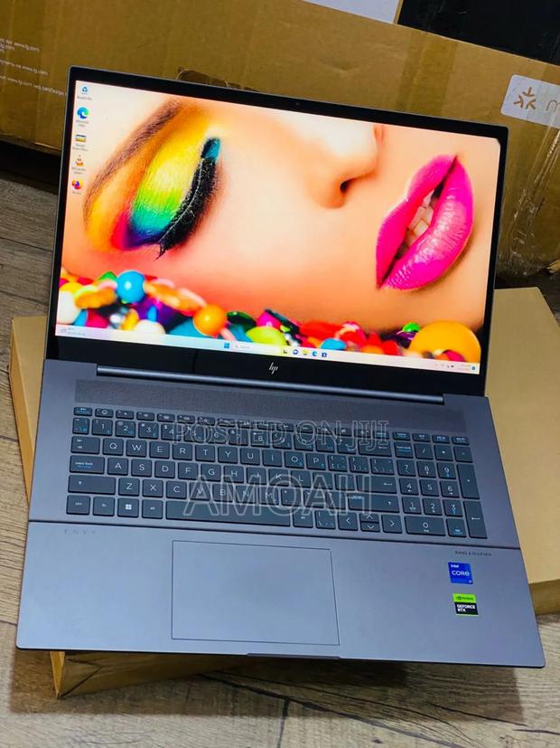 New Laptop HP Envy 17 16GB Intel Core i7 SSD 1T photo 3