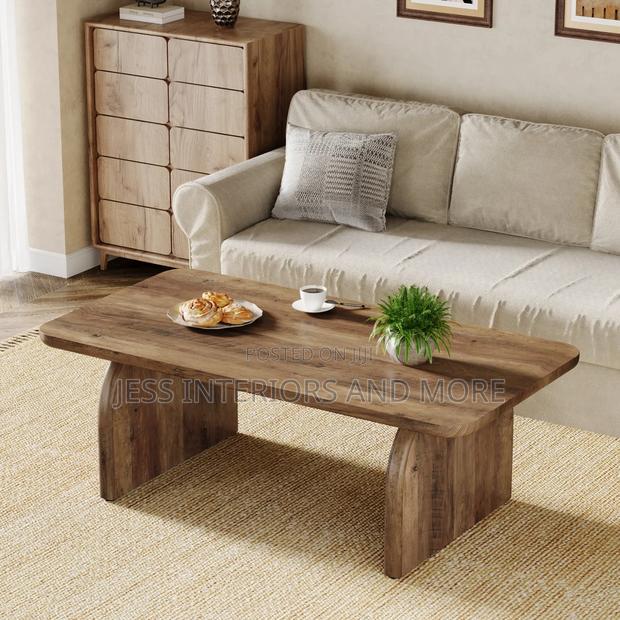 Center Table With Sturdy Base photo 3