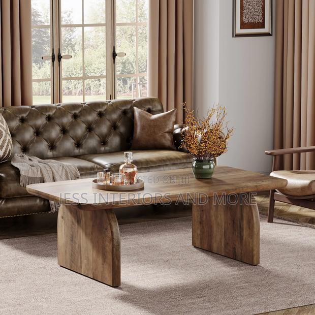 Center Table With Sturdy Base photo 4