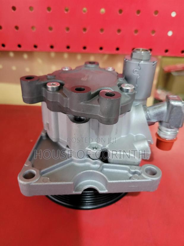 Power Steering Pump, With Sensor - Mercedes W204 4 Cylinder photo 2
