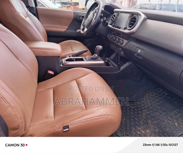 Toyota Tacoma TRD Sport Double Cab 5' Bed V6 AT 2023 Black