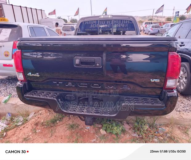 Toyota Tacoma TRD Sport Double Cab 5' Bed V6 AT 2023 Black