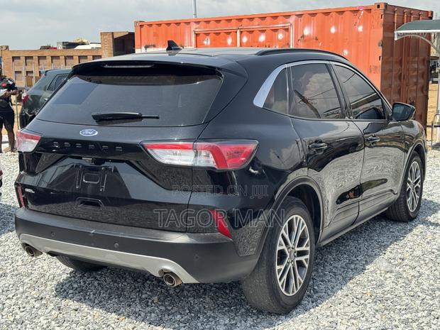Ford Escape SEL 2021 Black