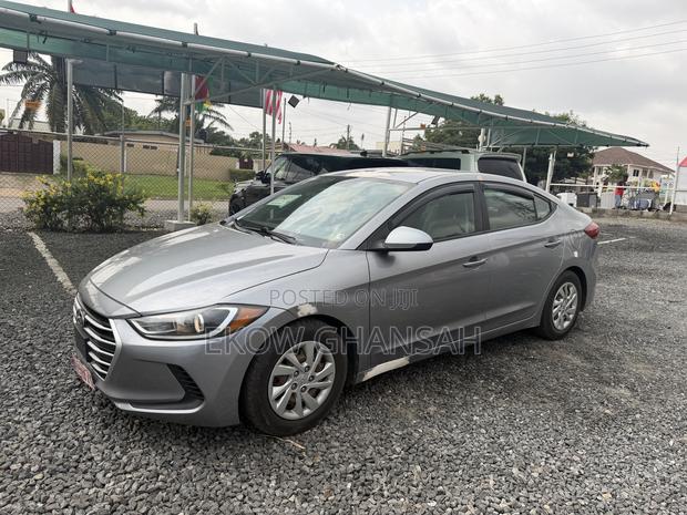Hyundai Elantra 2017 Gray