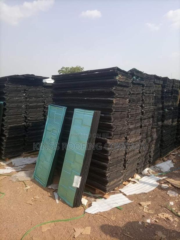 Fire Resistance Stone Coated Euro Roofing Tiles · Photo 2