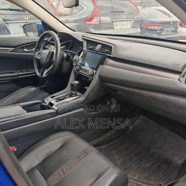 Honda Civic 2020 Blue