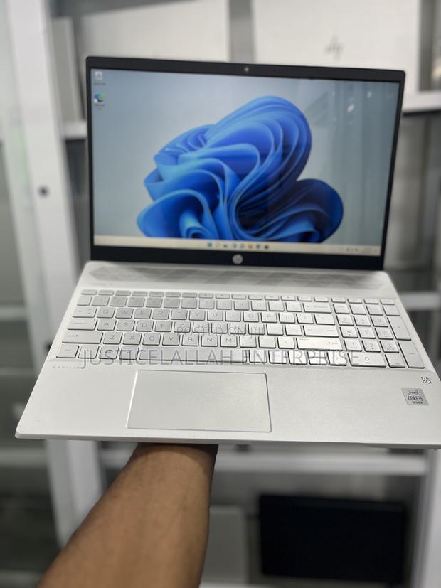 Laptop HP Pavilion 15 8GB Intel Core I5 SSD 256GB photo 2