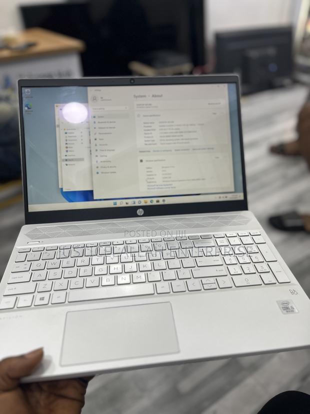 Laptop HP Pavilion 15 8GB Intel Core I5 SSD 256GB photo 9