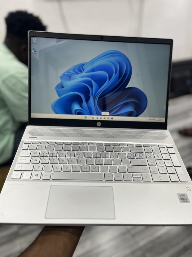 Laptop HP Pavilion 15 8GB Intel Core I5 SSD 256GB photo 8