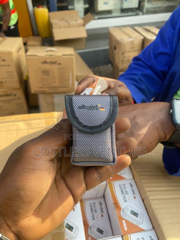 Arcziel Pulse Oximeter White photo 4