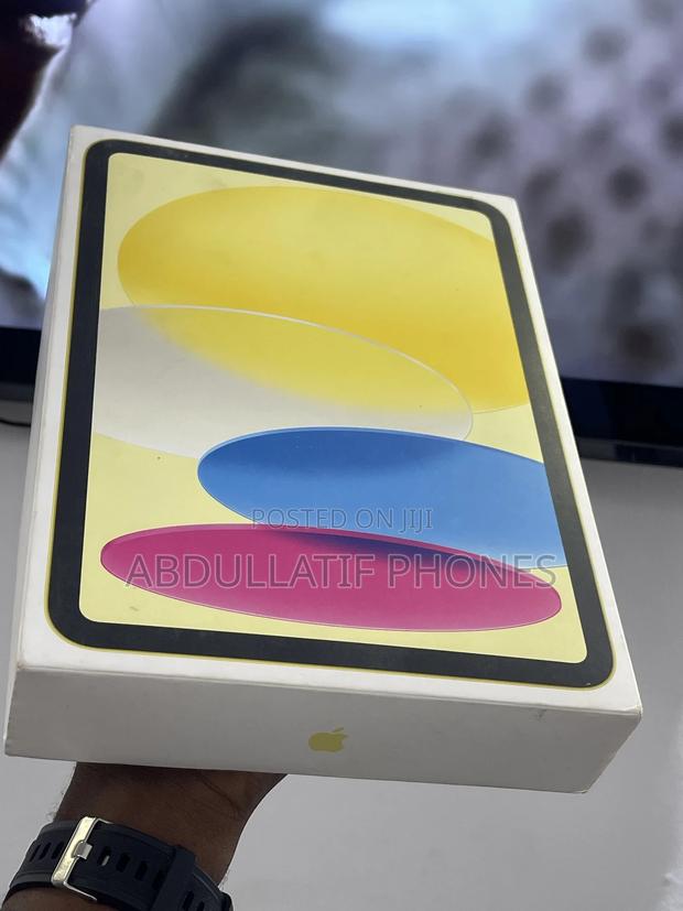 New Apple iPad (2025) 128 GB Yellow