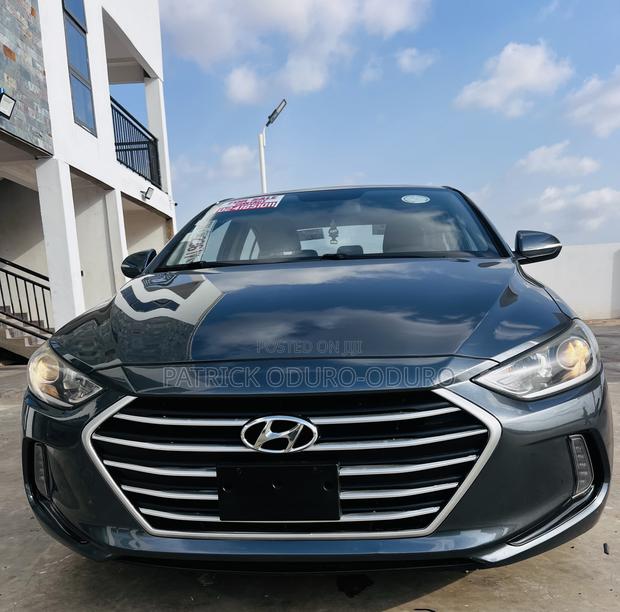 Hyundai Elantra SEL 2018 Gray