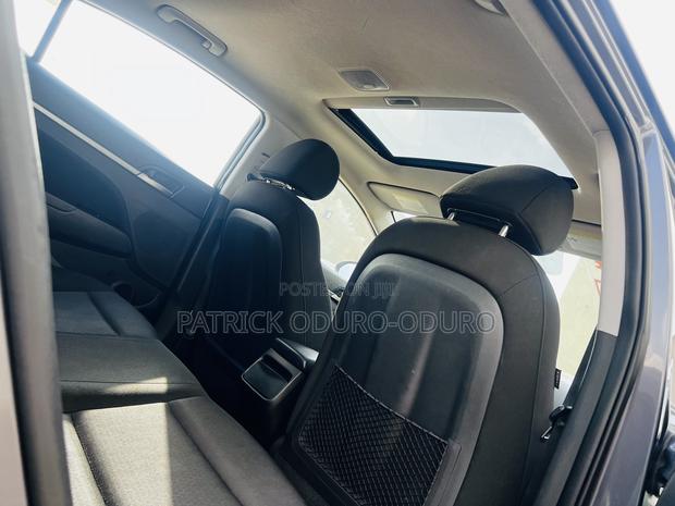 Hyundai Elantra SEL 2018 Gray