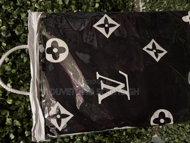 Kingsize Bedsheet photo 15