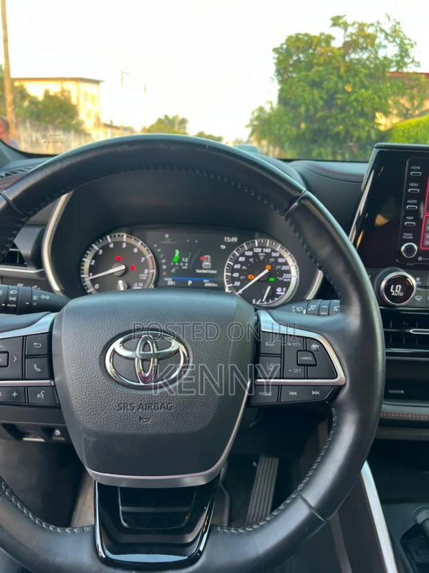 Toyota Highlander 2022 Black