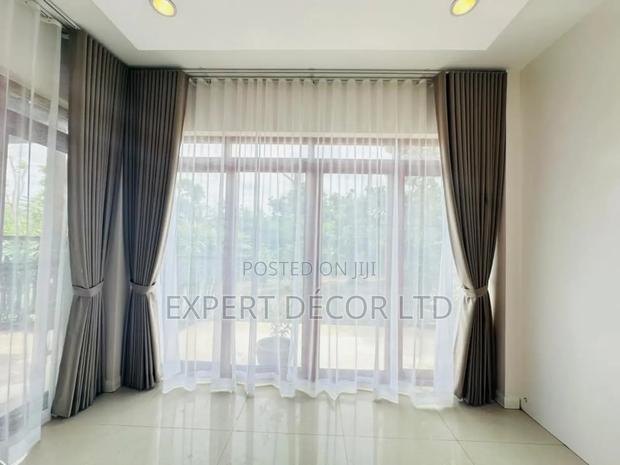 Consult With Us on Your Curtains Drapes at Expert Décor photo 2