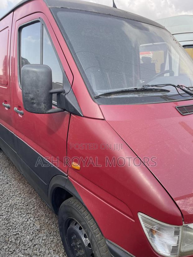 Mercedes-Benz Sprinter 1996 Red