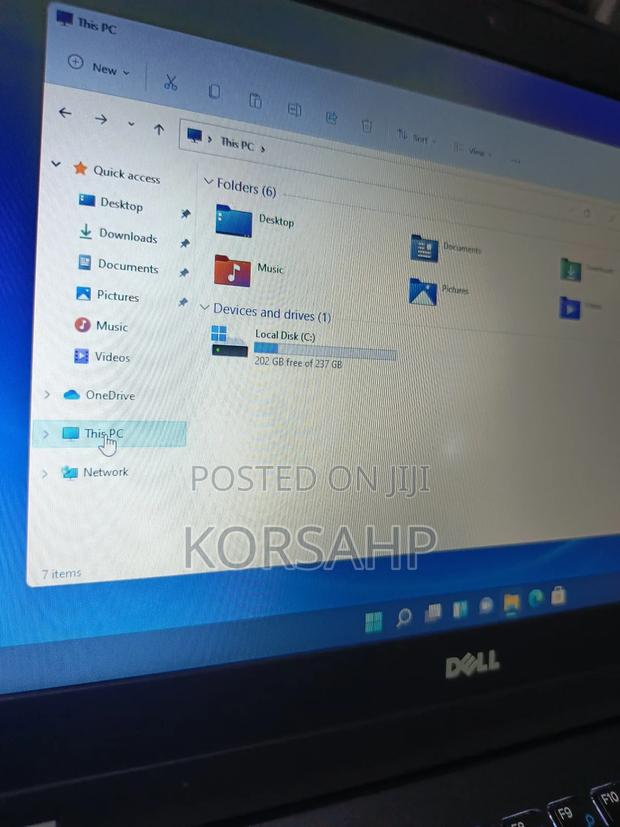 Laptop Dell Latitude 12 E7270 8GB Intel Core I5 SSD 256GB · Photo 4