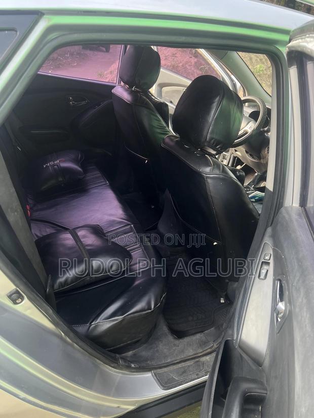 Hyundai Tucson 2012 Silver