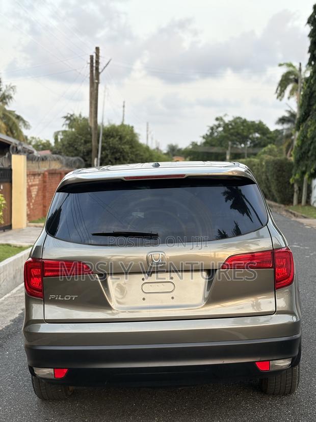 Honda Pilot EX AWD 2018 Gray