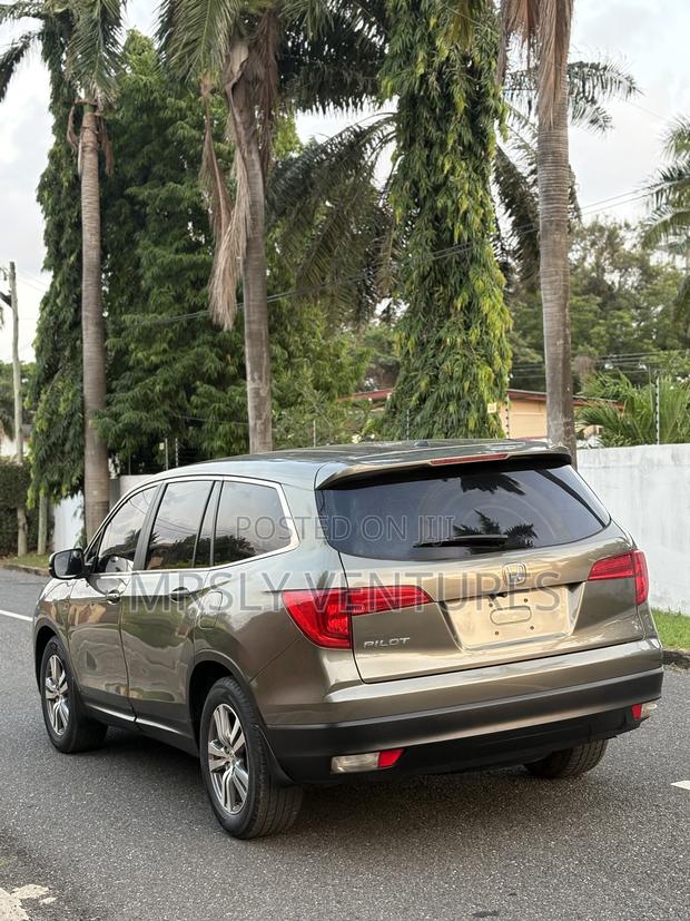 Honda Pilot EX AWD 2018 Gray