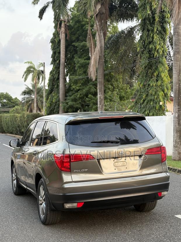 Honda Pilot EX AWD 2018 Gray