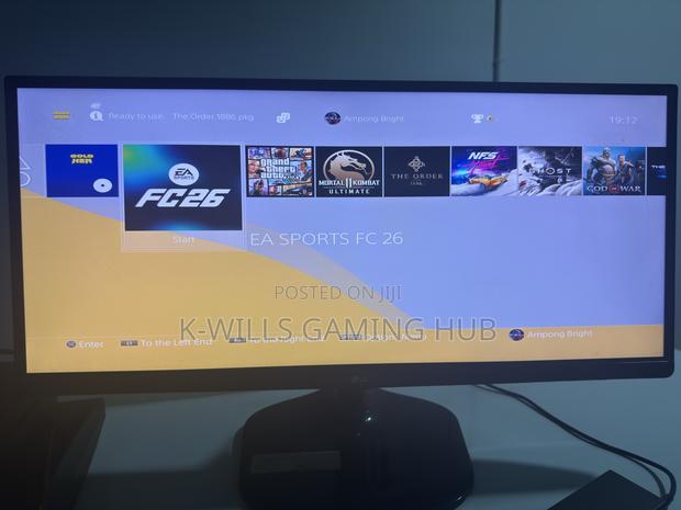 Ps4 Slim With 2 Controllers Jailbroken With Games of Ur Choice photo 4