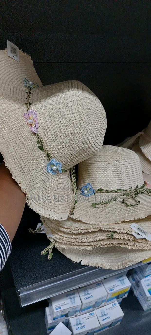 Lady Hats (Fashion / Beach Hats)