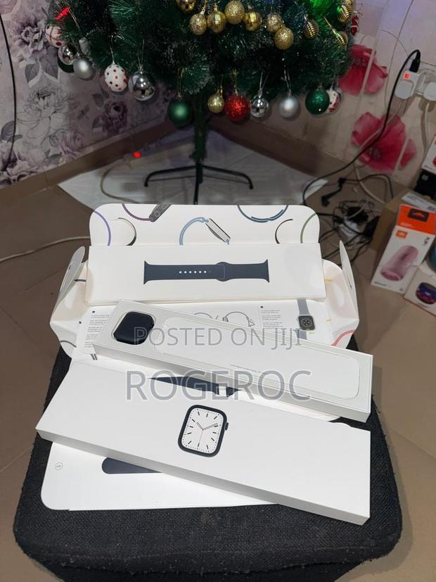 Apple Watch Series 7 photo 3