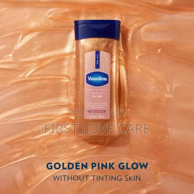 Vaseline Sunlit Glow photo 3