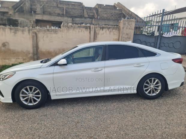Hyundai Sonata SE 2018 White