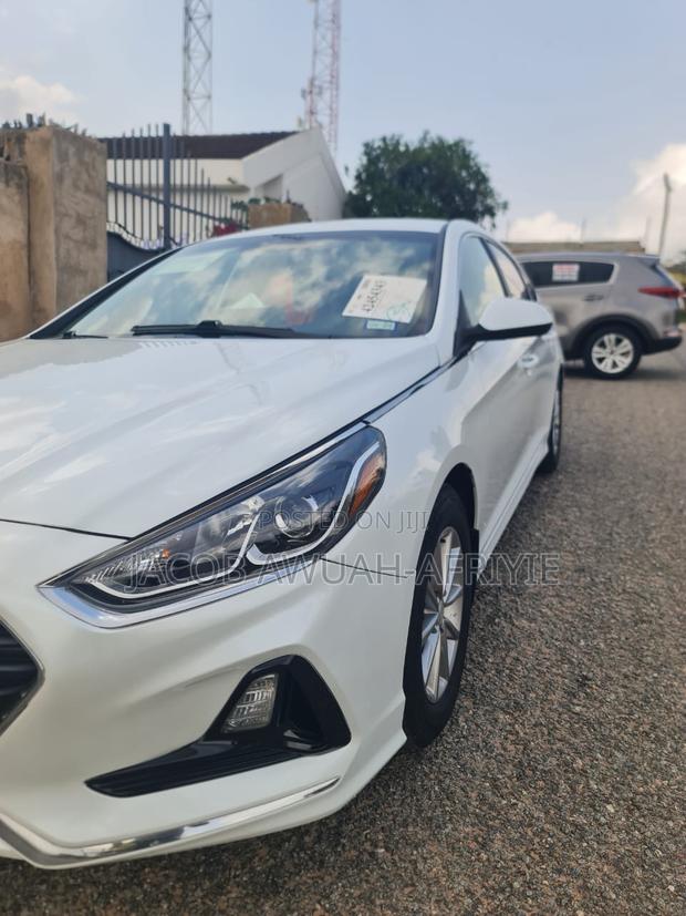 Hyundai Sonata SE 2018 White