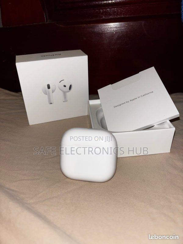 Brand New Airpods 4th Gen (Anc With Spatial Audio) photo 2
