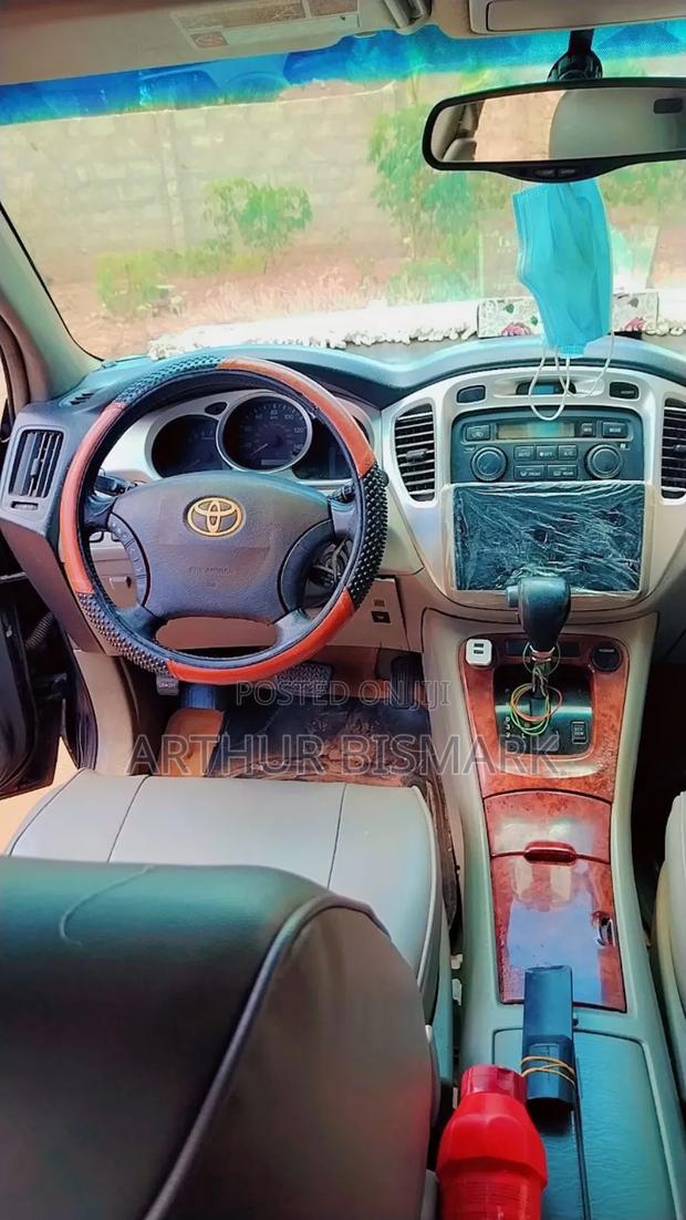 Toyota Highlander V6 2009 Silver