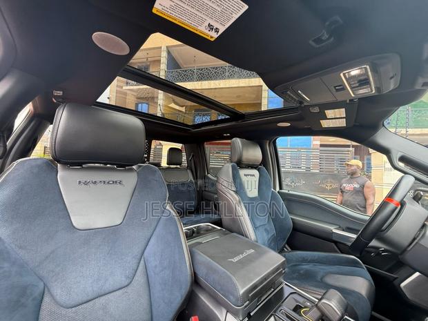 Ford F-150 Raptor 2023 Gray