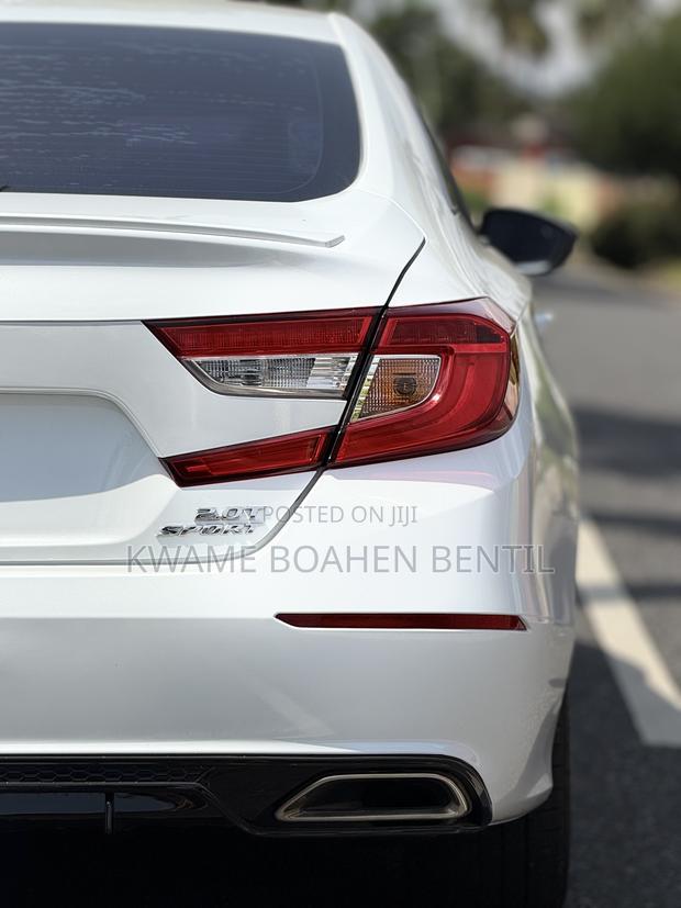 Honda Accord Sport (2.0L 4cyl Turbo 10A) 2019 White