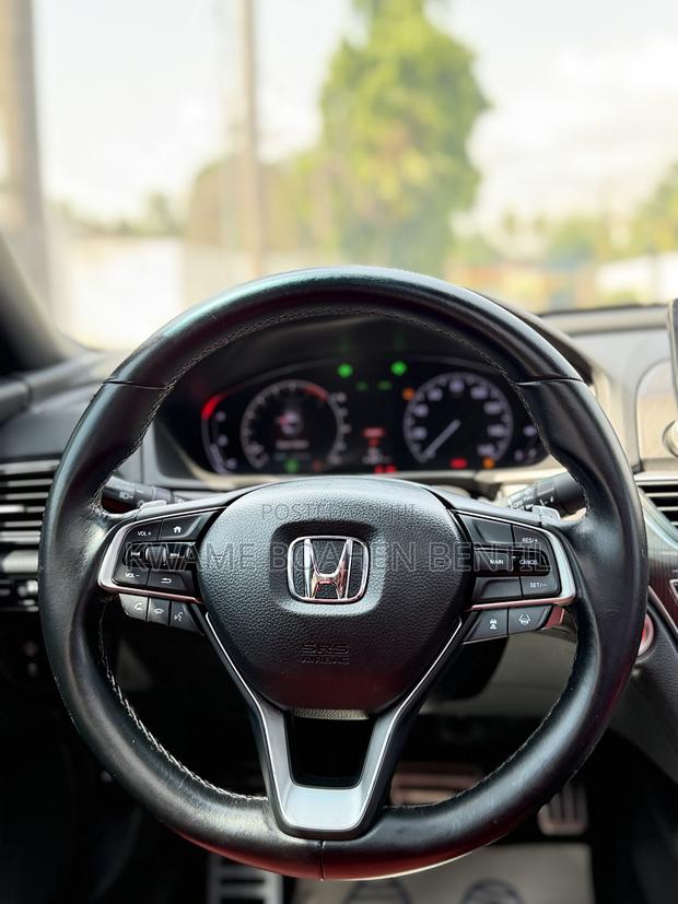 Honda Accord Sport (2.0L 4cyl Turbo 10A) 2019 White