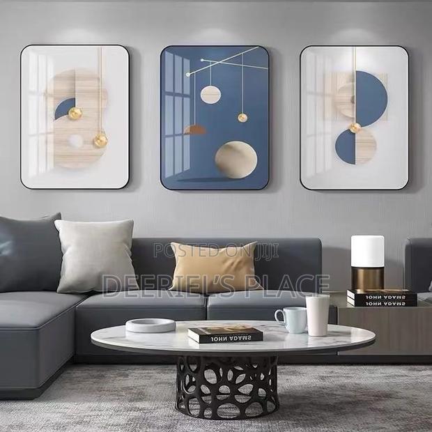 3-in-1 Wooden Wall Frame · Photo 2